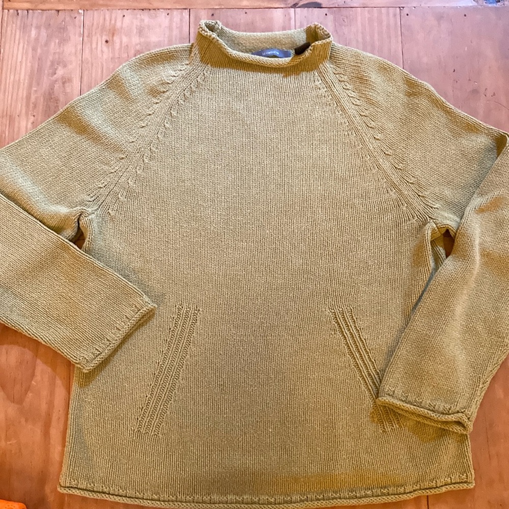 Liz Claiborne sage/olive green sweater